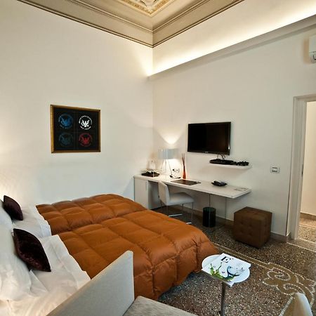 مبيت وإفطار ريجّو دي كالابريا Town House Cavour الغرفة الصورة