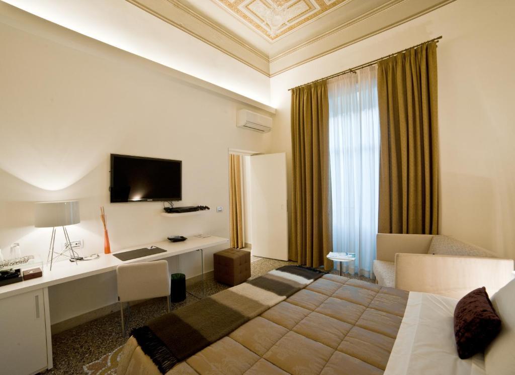 مبيت وإفطار ريجّو دي كالابريا Town House Cavour الغرفة الصورة