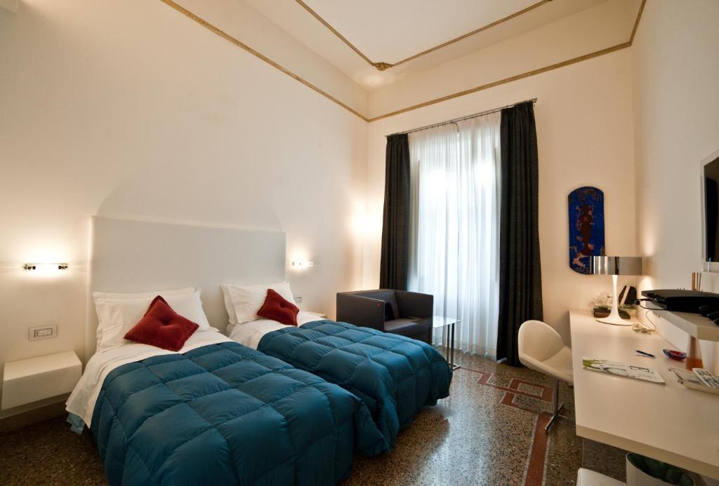 مبيت وإفطار ريجّو دي كالابريا Town House Cavour الغرفة الصورة