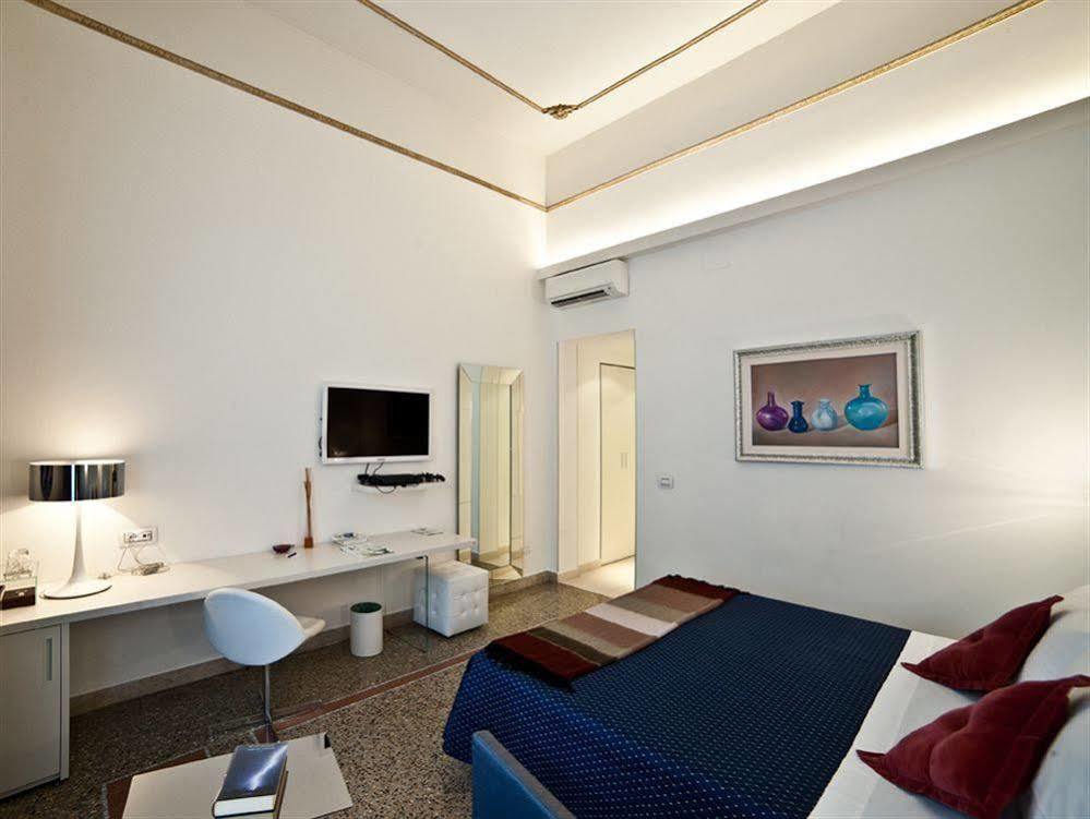 مبيت وإفطار ريجّو دي كالابريا Town House Cavour المظهر الخارجي الصورة