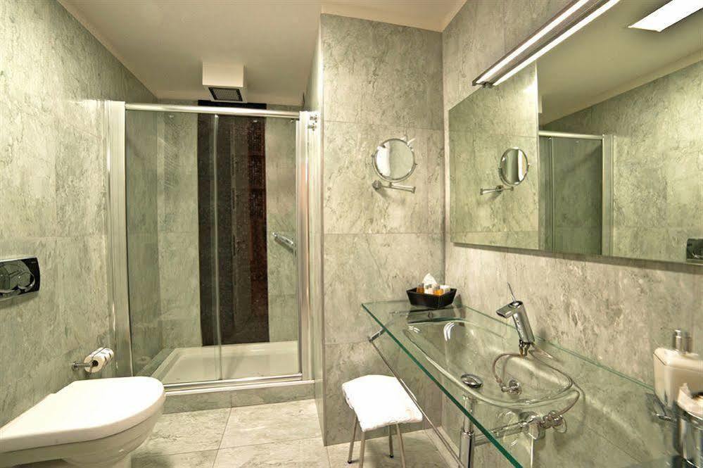 مبيت وإفطار ريجّو دي كالابريا Town House Cavour المظهر الخارجي الصورة